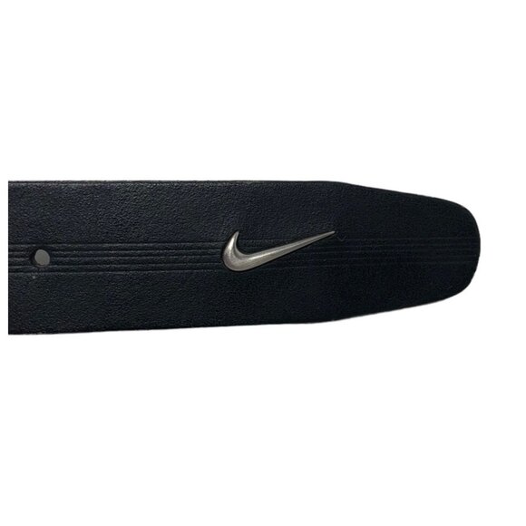 Nike Men’s Black Golf Belt Size 34 Genuine Leather Logo Silver Buckle 11024-01 - Picture 2 of 7